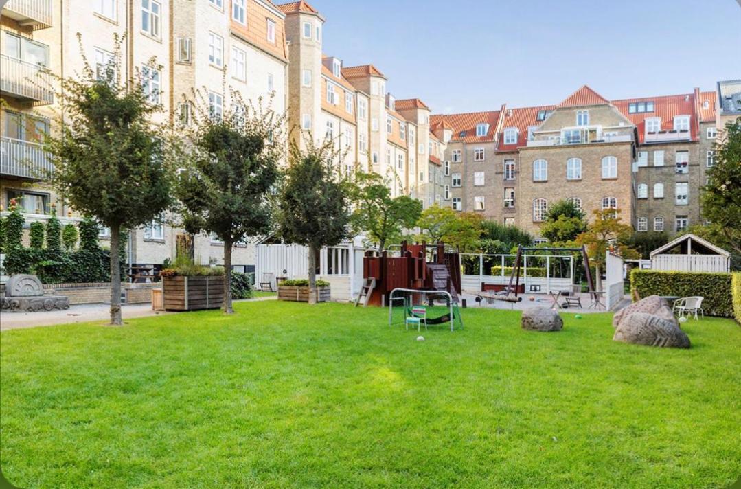 Frederiksberg Apartment Copenhagen Exterior photo