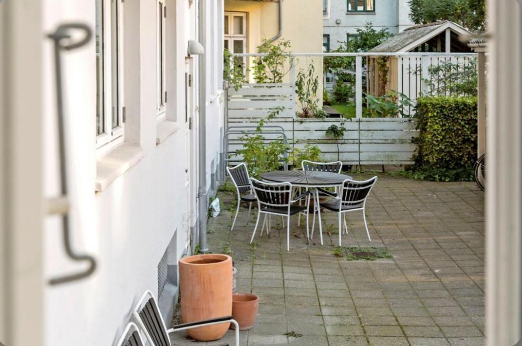 Frederiksberg Apartment Copenhagen Exterior photo